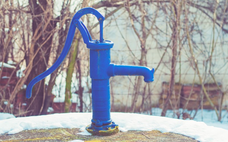 Скважина представляет собой принципиально иной класс водозаборных сооружений по сравнению с колодцем