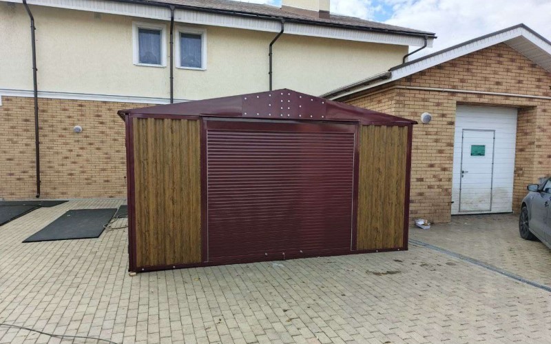 Гараж СКОГГИ подойдет как для установки в гаражном кооперативе, так и на собственном участке