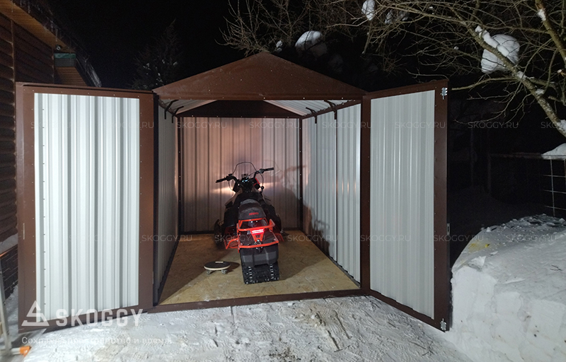 Сборно-разборный гараж SKOGGY для снегохода 