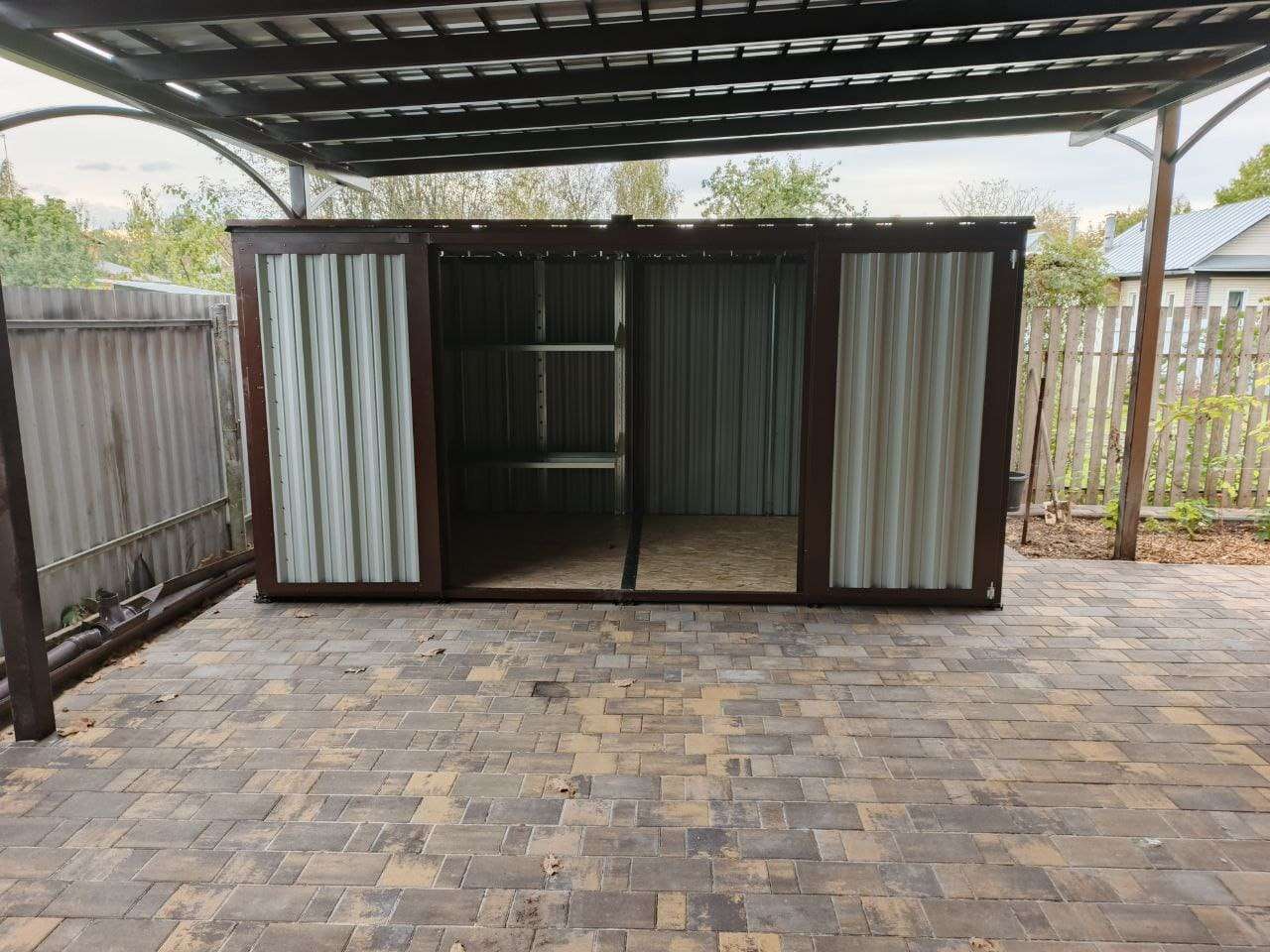 Хозблок для хозяйственных вещей в шоколадном цвете в с. Братовщина, г.о. Пушкинский, МО