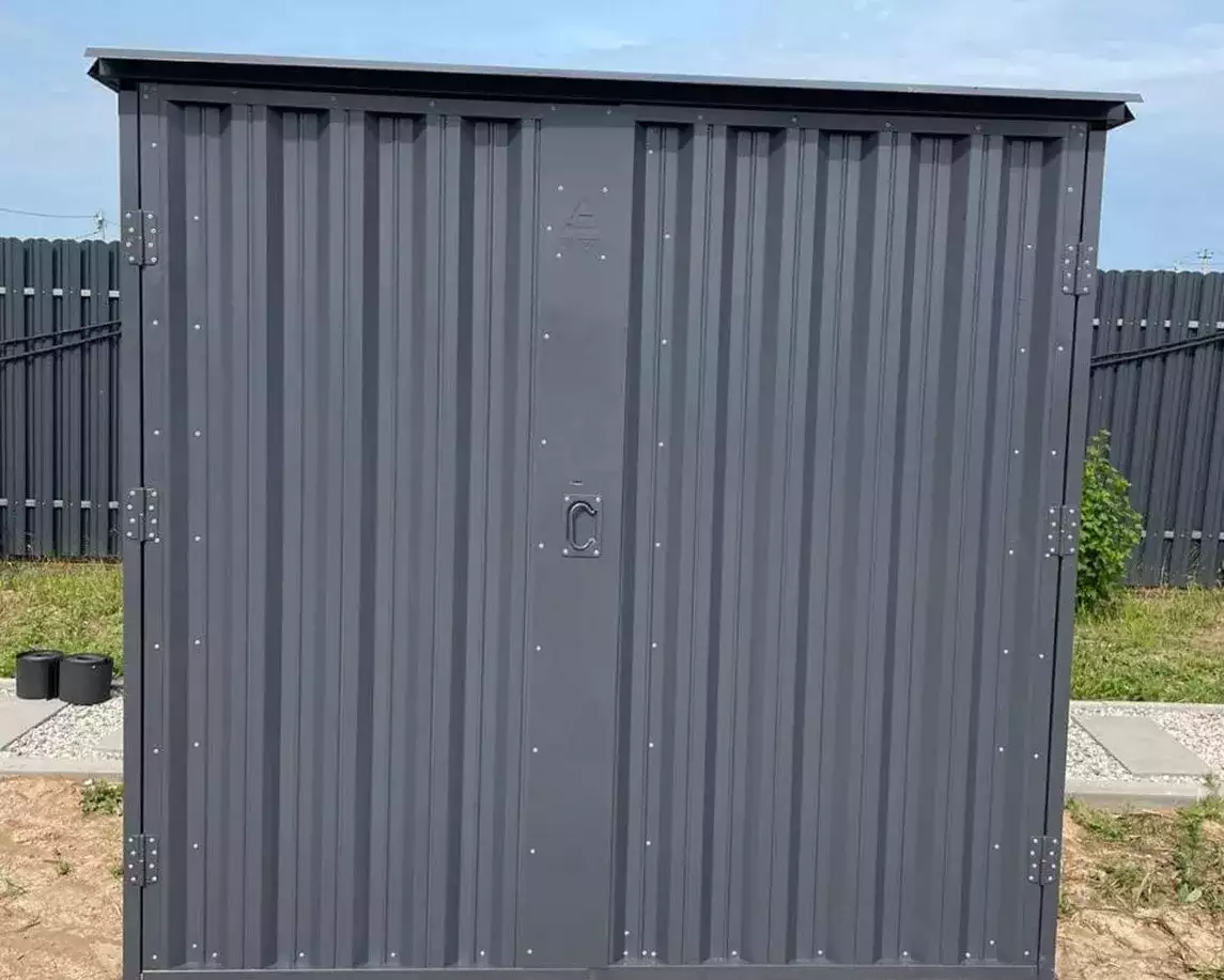 Дровница для хранения вещей с дверями в графитовом цвете в дер. Матчино, г.о. Домодедово, МО