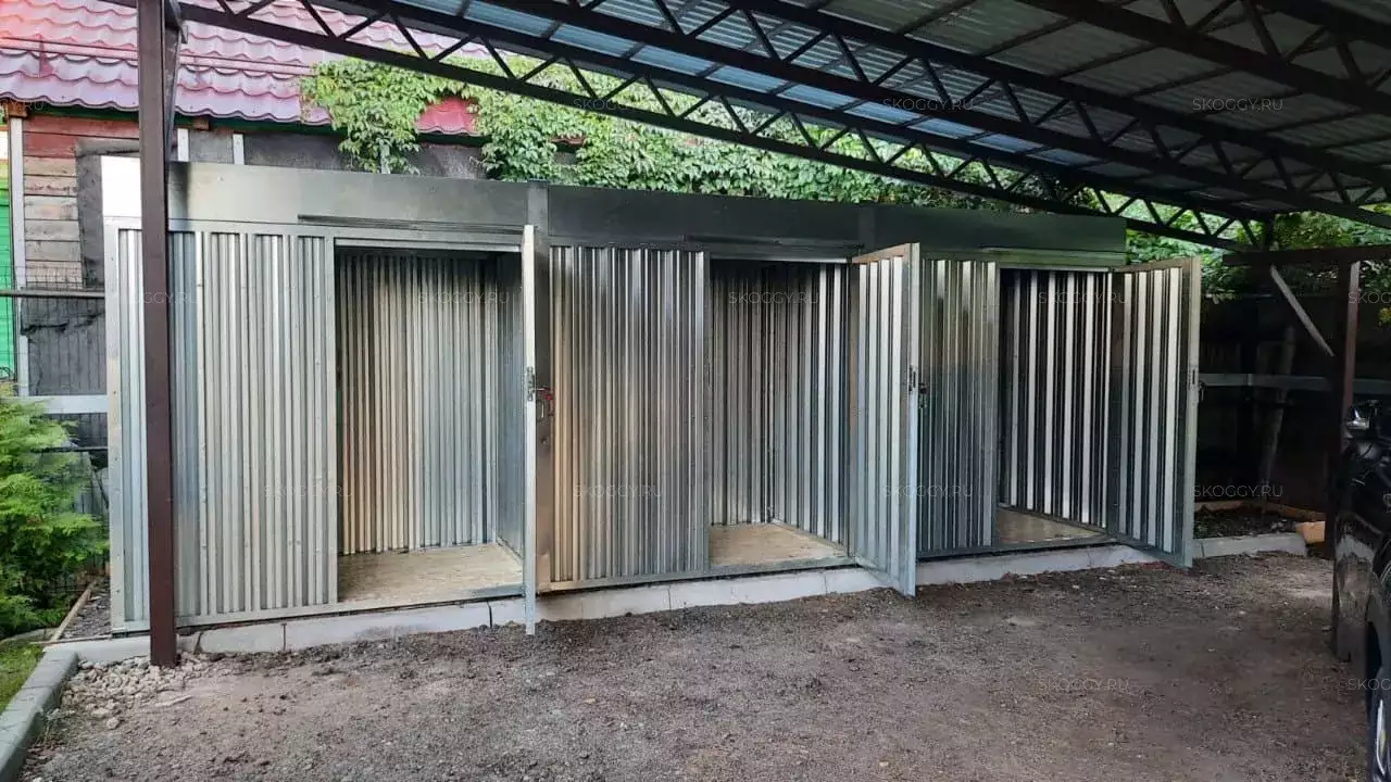 Хозблок с 3-мя секциями для велосипедов, колес и хозяйственных вещей в цинковом цвете в дер. Спасское, Ленинский г.о, МО