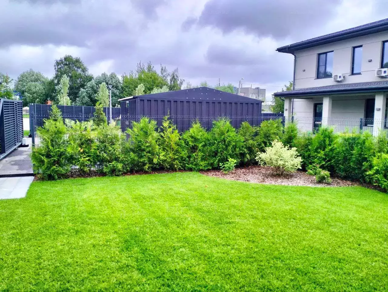 Стильный гараж для мототехники в г. Долгопрудный, МО