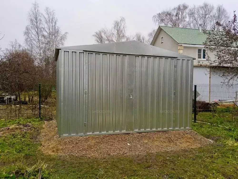 Хозблок в цинке для хозяйственного инвентаря в СНТ Лесная Поляна, Одинцовский р-н, МО