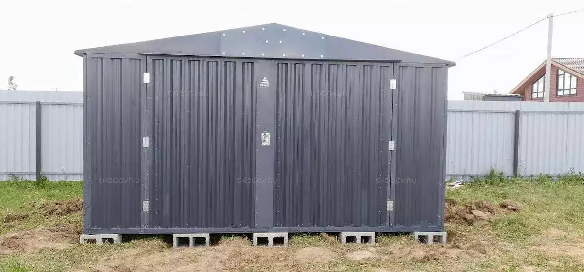 Широкий хозблок для хранения в графитовом цвете в дер. Торхово, г. Звенигород, МО