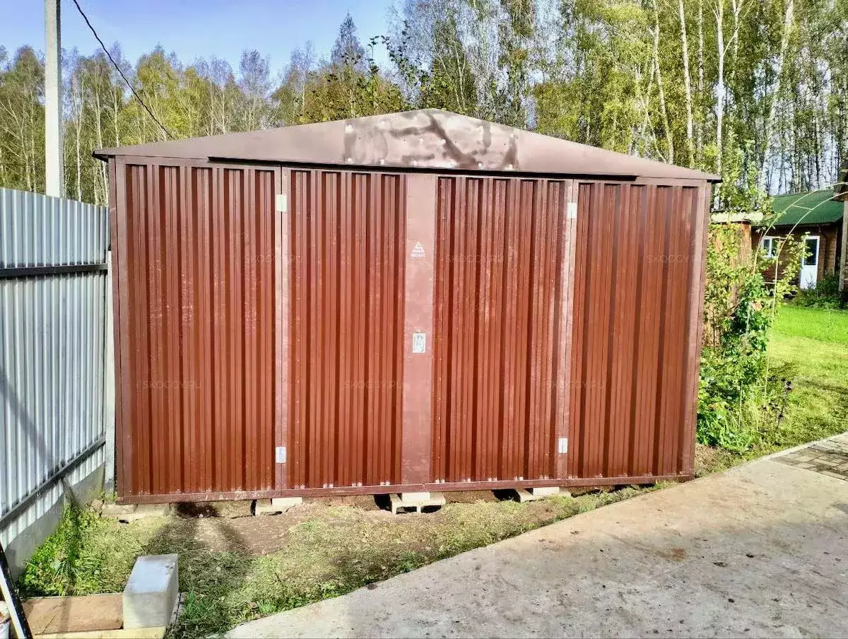 Хозблок для хранения в шоколадном цвете в с. Троице-Лобаново, Ступинский р-н, МО