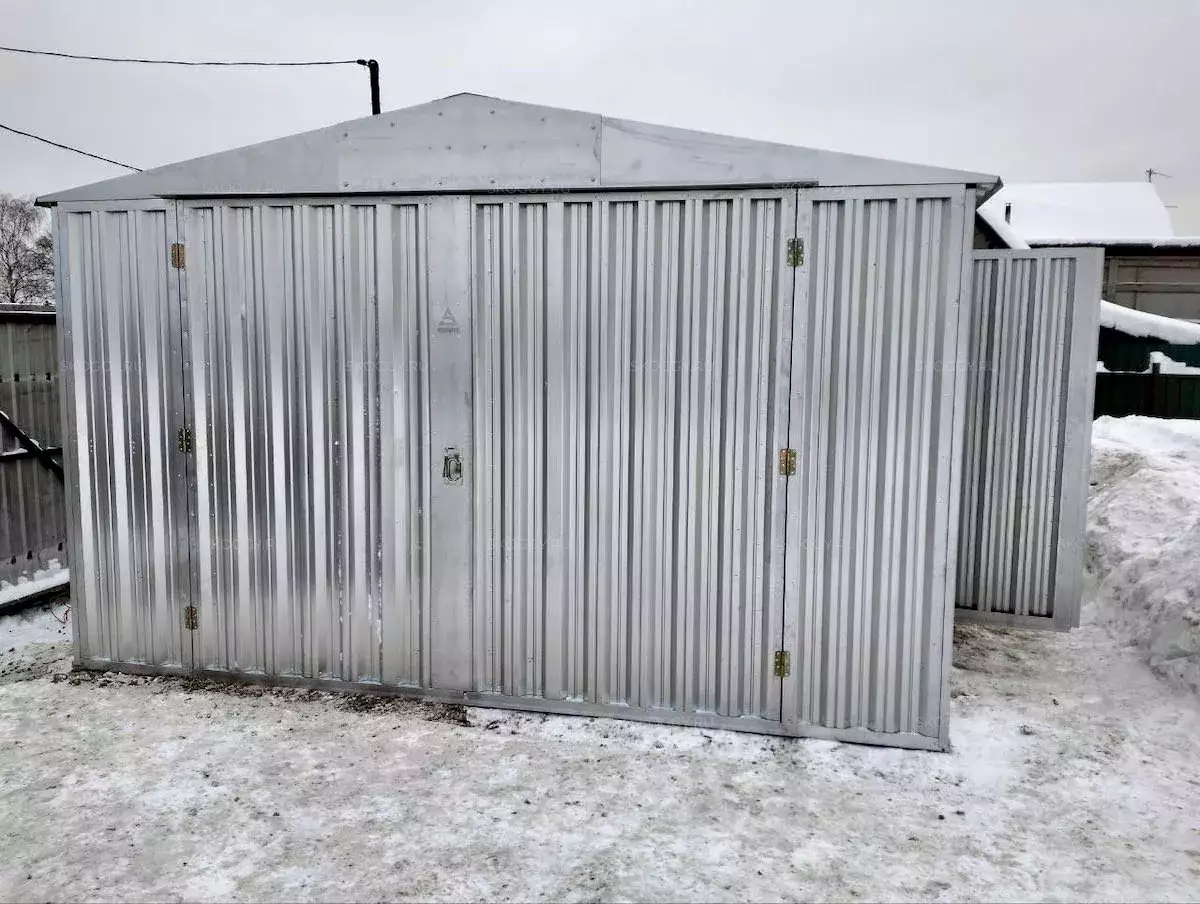 Гараж-мастерская в блестящем цинковом цвете в дер. Березняки, г. Сергиев Посад, МО