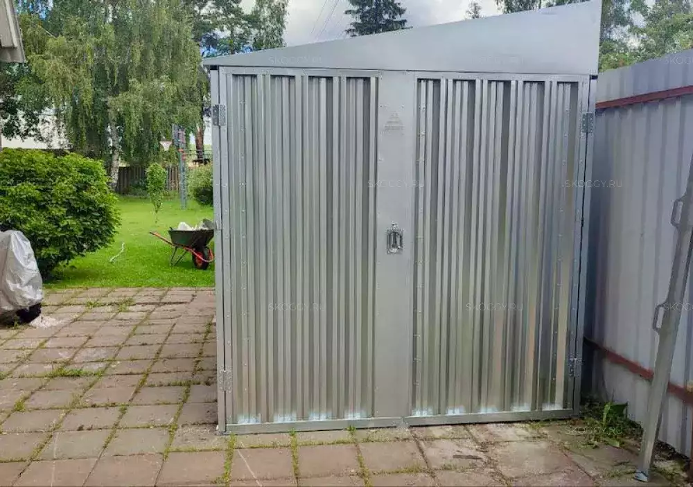 Хозблок для хранения личных вещей в цинковом цвете в дер. Юркино, Истринский р-н, МО