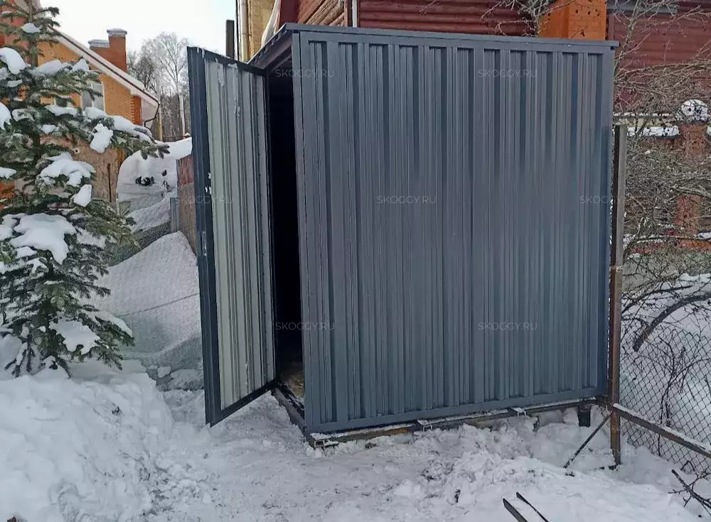 Контейнер для колес и строительных вещей в графитовом цвете в СНТ Вешки, г.о. Мытищи, МО