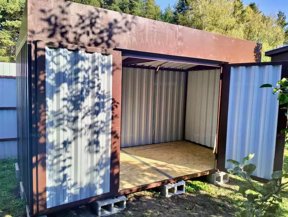 Хозблок для хранения садовой техники в шоколадном цвете в СНТ Ясная поляна, Раменский р-н, МО