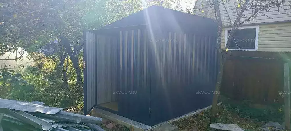 Хозблок для дачных материалов в графитовом цвете в СНТ Спутник, Одинцовский г.о., МО