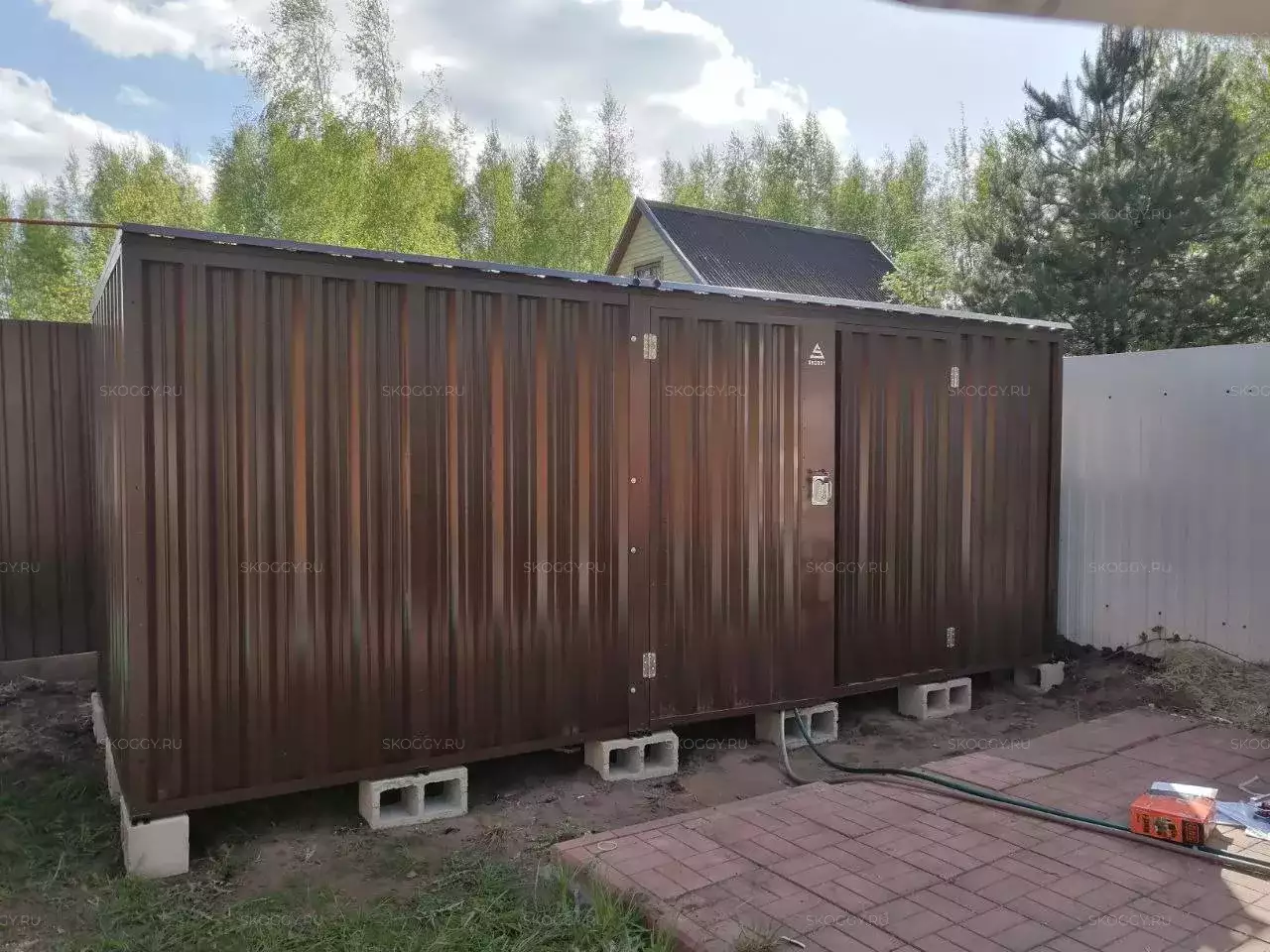 Хозблок для хранения детского квадроцикла и оборудования в шоколадном цвете в пос. им. Воровского Богородский р-н, МО