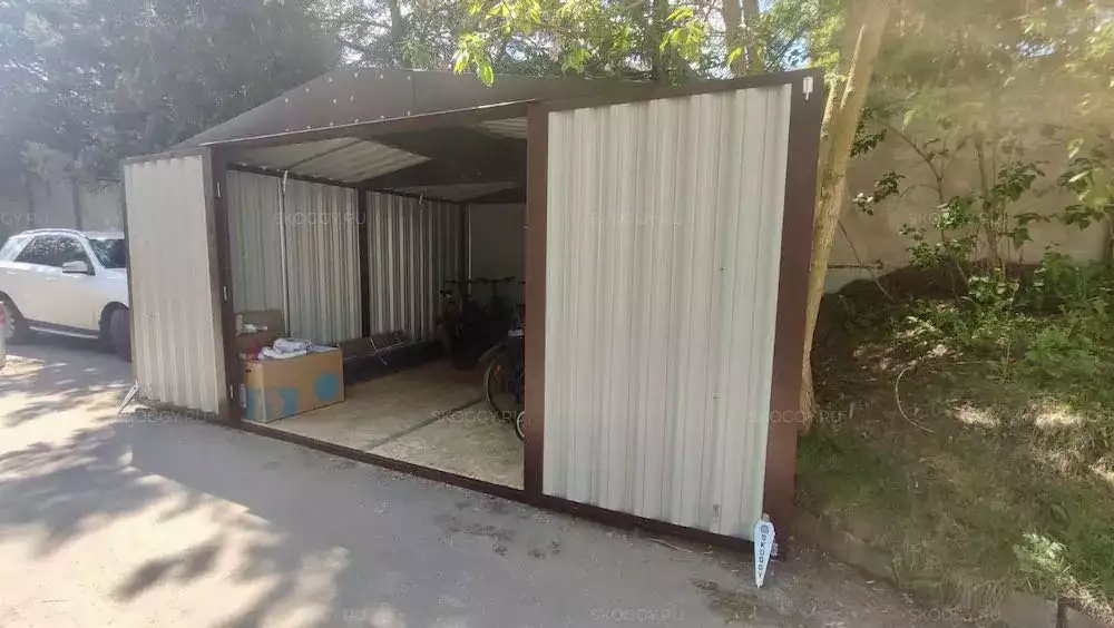 Широкий хозблок для мототехники и велосипедов в двойной расцветке в пос. Ивановское, Истринский р-н, МО