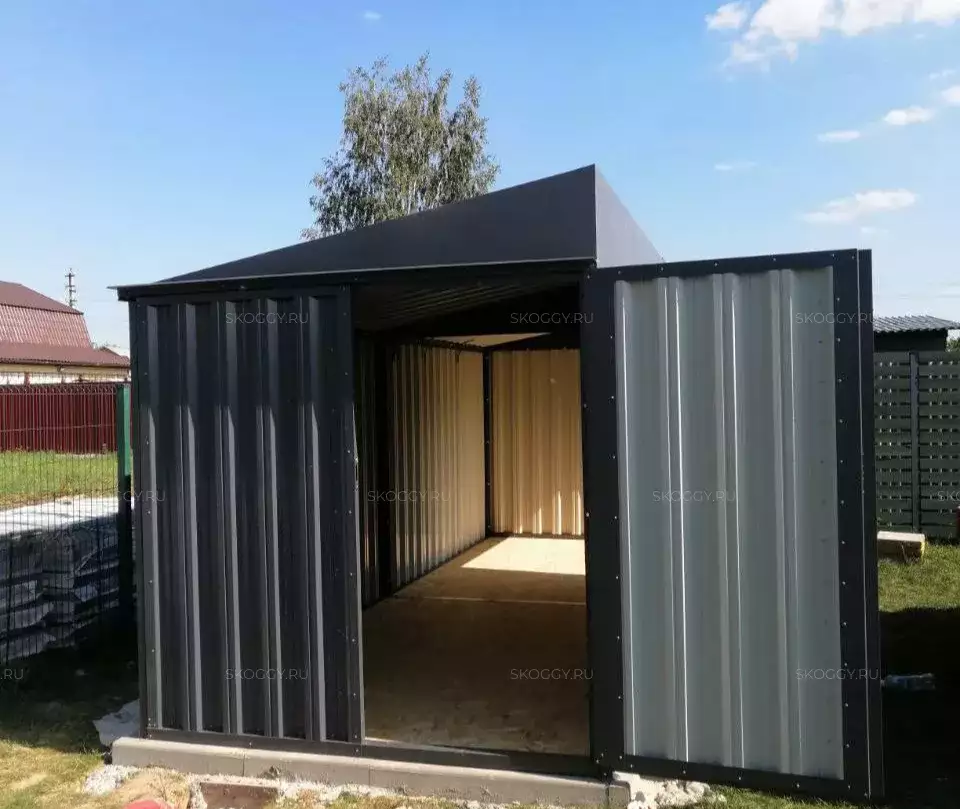 Хозблок для садовой техники и инвентаря в графитовом цвете в СНТ Ветерок, Раменский г.о, МО