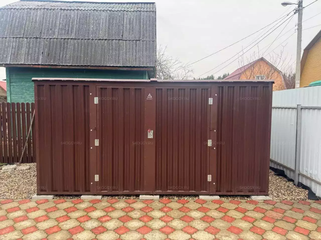 Гараж для велосипедов и питбайка в шоколадном цвете в СНТ Кристалл, г. Ногинск, Богородский г.о, МО