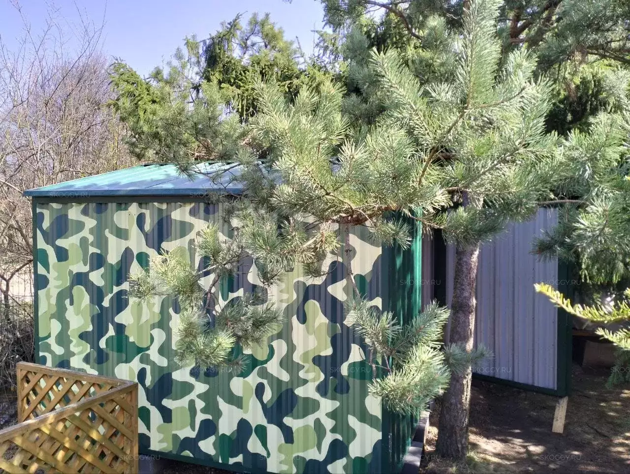 Яркий хозблок для снегоуборочной техники и велосипедов в двойной расцветке в СТ Первомайское, Павлово-Посадский р-н, МО