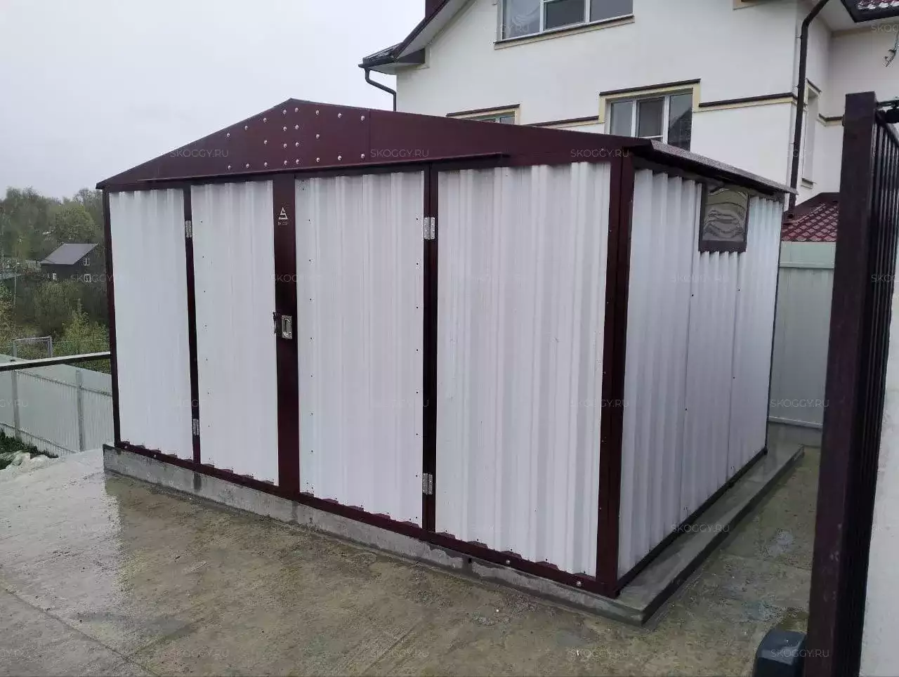 Хозблок для вещей в двойной расцветке в пос. Западный, г. Сергиев-Посад, МО