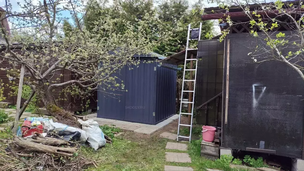 Компактный хозблок для вещей в графитовом цвете в дер. Чепчиха, Солнечногорский р-н, МО