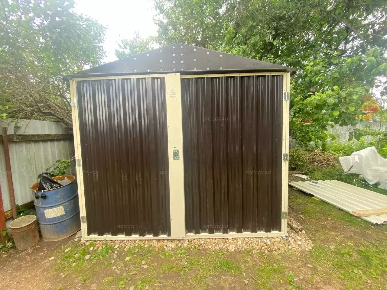 Гараж для вещей в двойной расцветке в дер. Микляево, г.о. Клин, МО