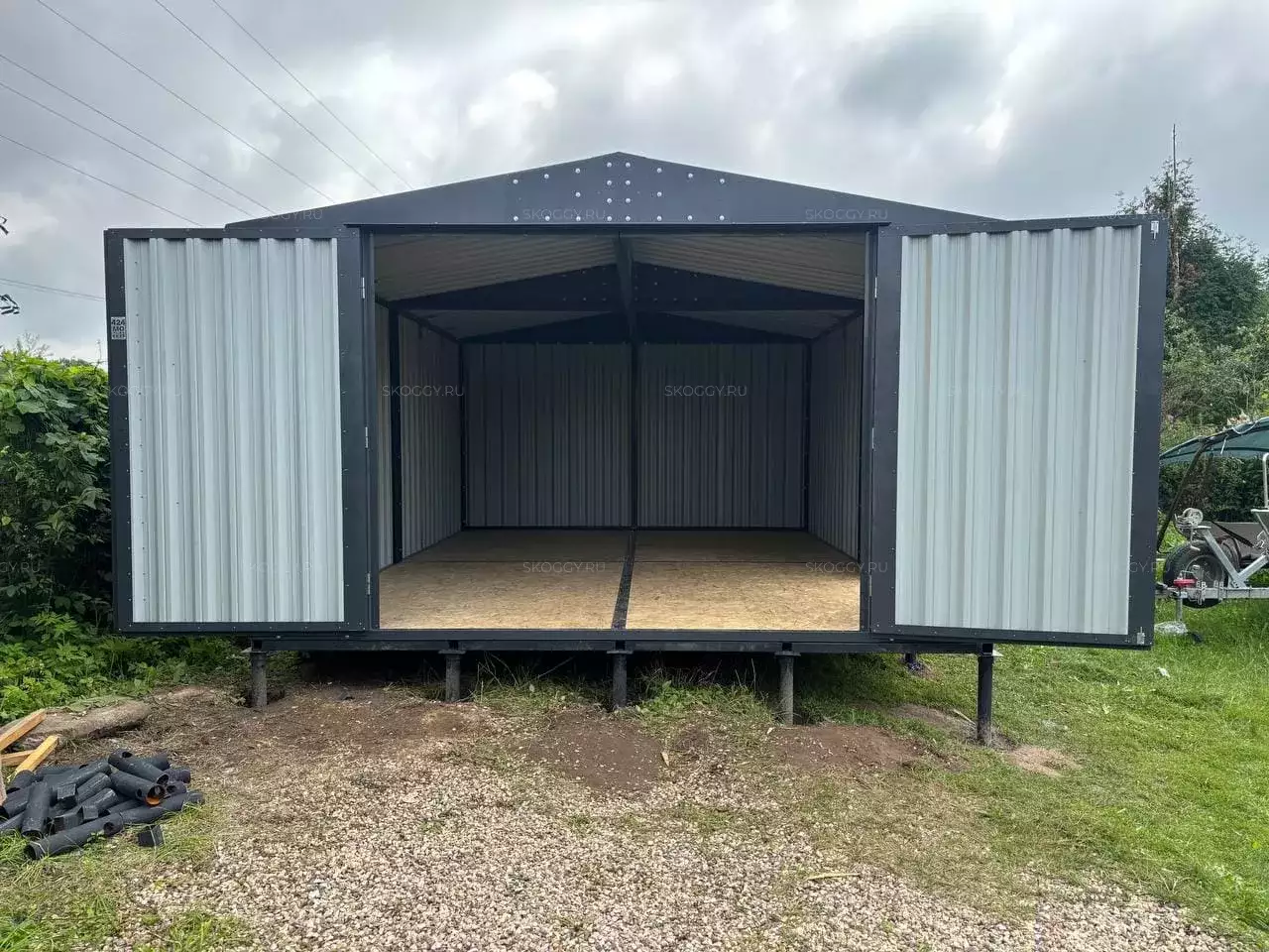 Гараж для хранения лодки в графитовом цвете в СНТ Электроника, Волоколамский г.о, МО