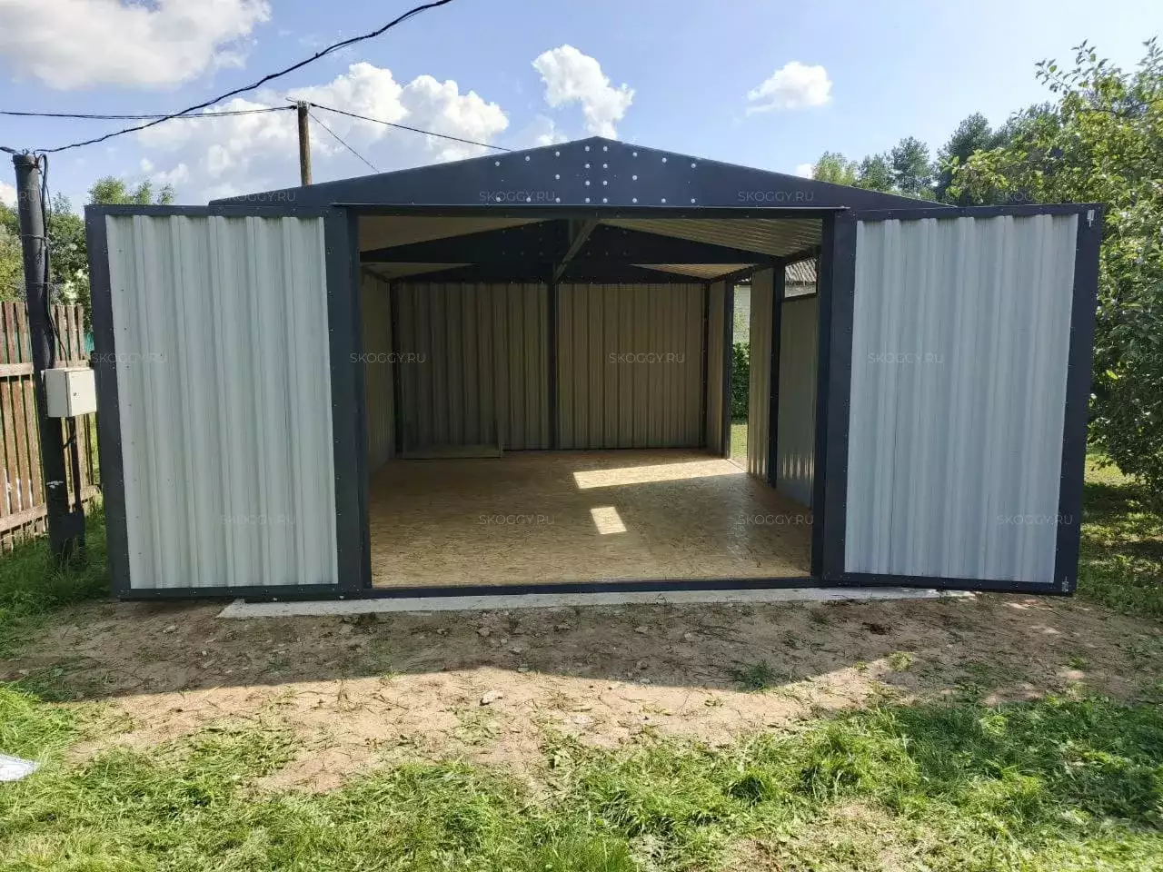 Автомобильный гараж в графитовом цвете в дер. Пекуново, Кирмский м.о, Тверская обл.