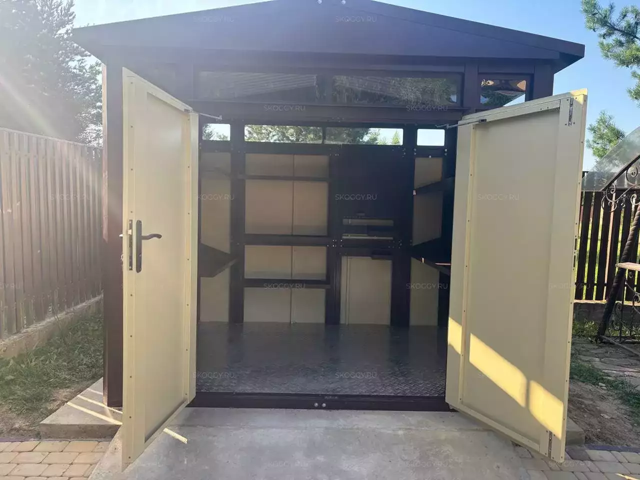 Премиум хозблок для хранения инструмента и вещей в двойной расцветке в дер. Кривоносово, Малоярославецкий р-н, Калужская обл.