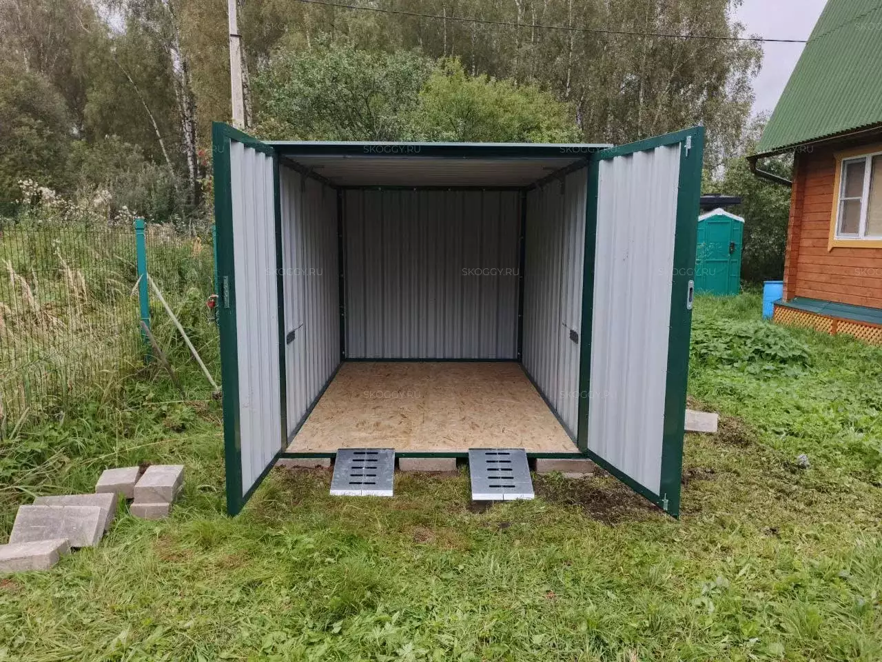 Гараж для квадроцикла в зеленом цвете в дер. Степаново, Петушинский р-н, Владимирская обл.