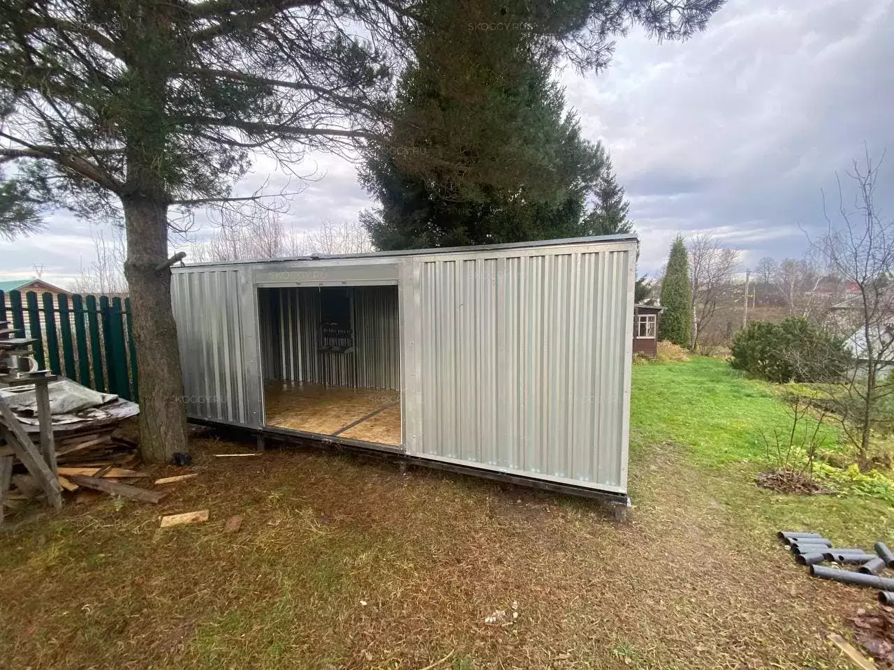 Хозблок для садового инвентаря и инструментов в цинковом цвете в дер. Александровка, Заокский р-н, Тульская обл.