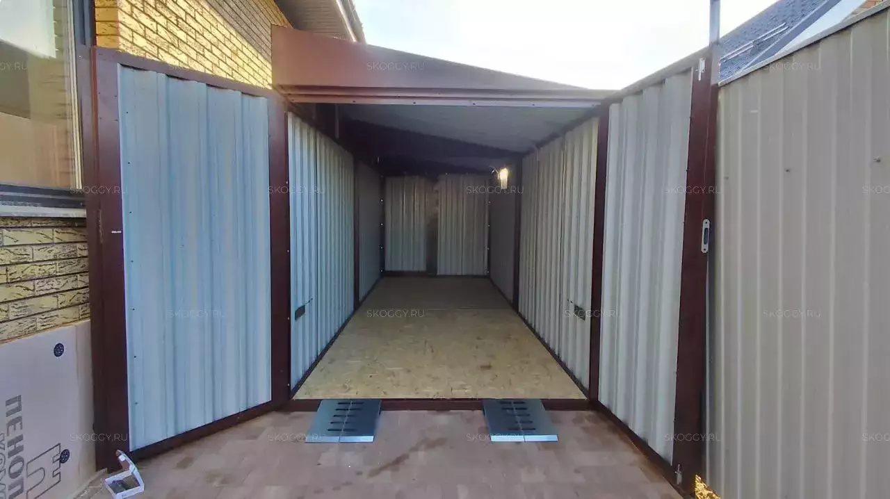 Уличный шкаф + хозблок для мототехники, садовой техники и инвентаря в шоколадном цвете в дер. Кривошеино, Новомосковский адм.окр, МО