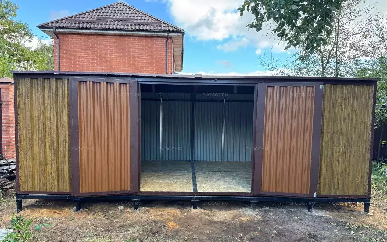 Вместительный хозблок для инвентаря в двойной расцветке в мкрн. Салтыковка, г.о. Балашиха, МО