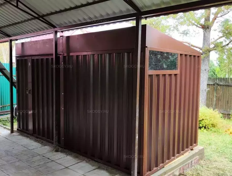 Хозблок для садовых принадлежностей в шоколадном цвете в дер. Гаврилково, Сергиево-Посадский г.о, МО