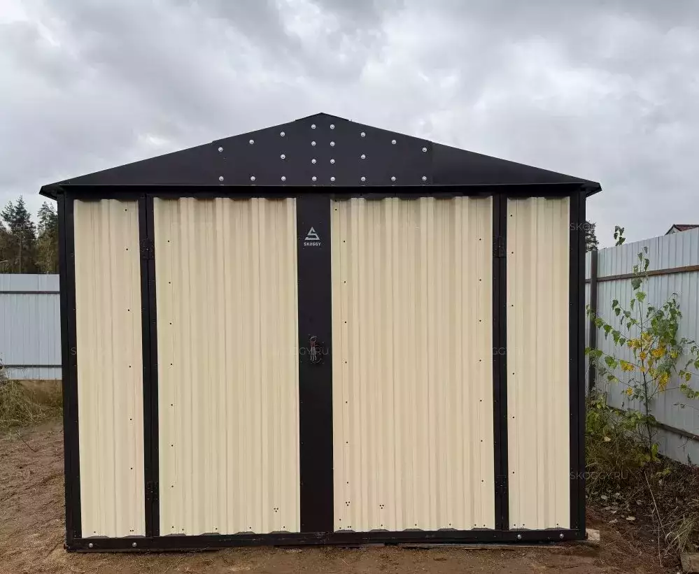 Хозблок для хозяйственных вещей в комбинированной расцветке в СНТ Купол-2, г. Балашиха, МО