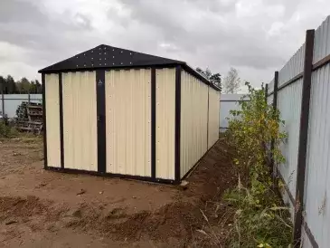 Хозблок для хозяйственных вещей в комбинированной расцветке в СНТ Купол-2, г. Балашиха, МО