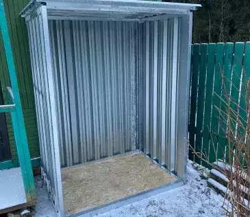 Дровница для хранения дров в цинковом цвете в дер. Талицы, г.о. Истра, МО