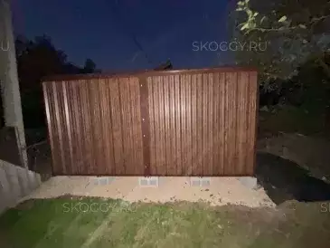 Хозблок для хозяйственных вещей в расцветке "под дерево" в с. Виноградово, г.о. Мытищи, МО