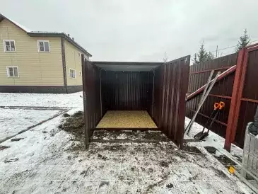 Гараж для снегоуборочной техники в расцветке "под дерево" в дер. Криулино, Павлово-Посадский г.о, МО