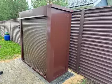 Уличный шкаф для инвентаря в шоколадном цвете в КП Новотишково, Пушкинский г. о, МО