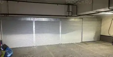 Роллетные шкафы SKOGGY для организованного хранения на парковке
