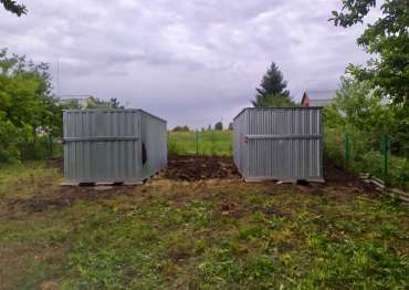 Два блок-контейнера SKOGGY для хранения инвентаря в д. Давыдовское, Тюменская область