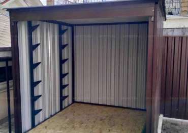 Металлический гараж с плоской крышей и рольставнями стандартный SKOGGY 2м