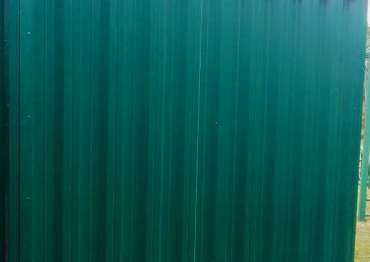 Надежный хозблок для хранения инструментов в ярком зеленом цвете в дер. Покровское, Истринский округ, МО