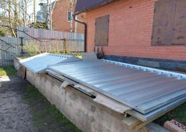 Надежный контейнер для хранения вещей в цинковом цвете в пос. Богородское, Сергиево-Посадский г.о., МО