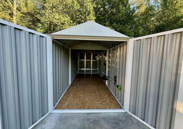 Просторный гараж в дер. Глубоково, Серпуховский р-н, МО Просторный гараж в дер. Глубоково, Серпуховский р-н, МО