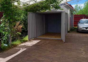 Гараж в светло-сером цвете в дер. Голиково, г.о. Клин, МО Гараж в светло-сером цвете в дер. Голиково, г.о. Клин, МО