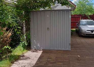 Удобный гараж для техники в дер. Голиково, г.о. Клин, МО Удобный гараж для техники в дер. Голиково, г.о. Клин, МО