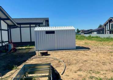 Хозблок с двускатной крышей в дер. Борилово, Богородский р-н, МО