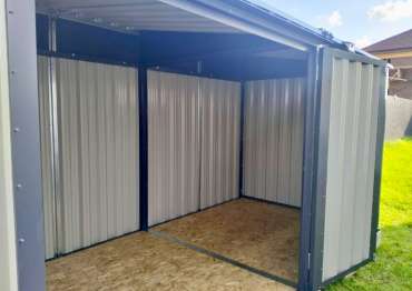 Хозблок с боковой дверью в дер. Сысоево, г.о. Истра, МО Хозблок с боковой дверью в дер. Сысоево, г.о. Истра, МО