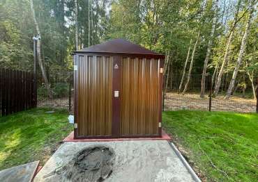 Функциональный хозблок на участок для садового инвентаря в двойной расцветке в дер. Веткино, с.п. Ярденево, Малоярославецкий р-н, Калужская обл. Функциональный хозблок на участок для садового инвентаря в двойной расцветке в дер. Веткино, с.п. Ярденево, Малоярославецкий р-н, Калужская обл.