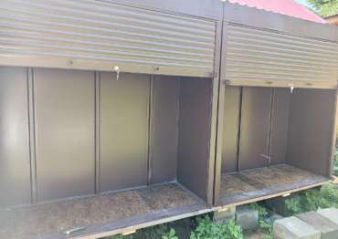 Прочные уличные шкафы с рольставнями для вещей в шоколадном цвете для заказчика в с. Озерецкое, Сергиево-Посадский р-н, МО Прочные уличные шкафы с рольставнями для вещей в шоколадном цвете для заказчика в с. Озерецкое, Сергиево-Посадский р-н, МО