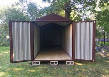 Прочный хозблок на участок с распашными воротами для садовой техники в комбинированной расцветке в р.п. Фряново, МО